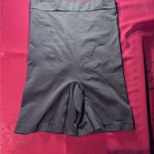 SHAPERX Beige Tummy Hips And Thigh Control Shorts Shapewear Women’s Size 1XL